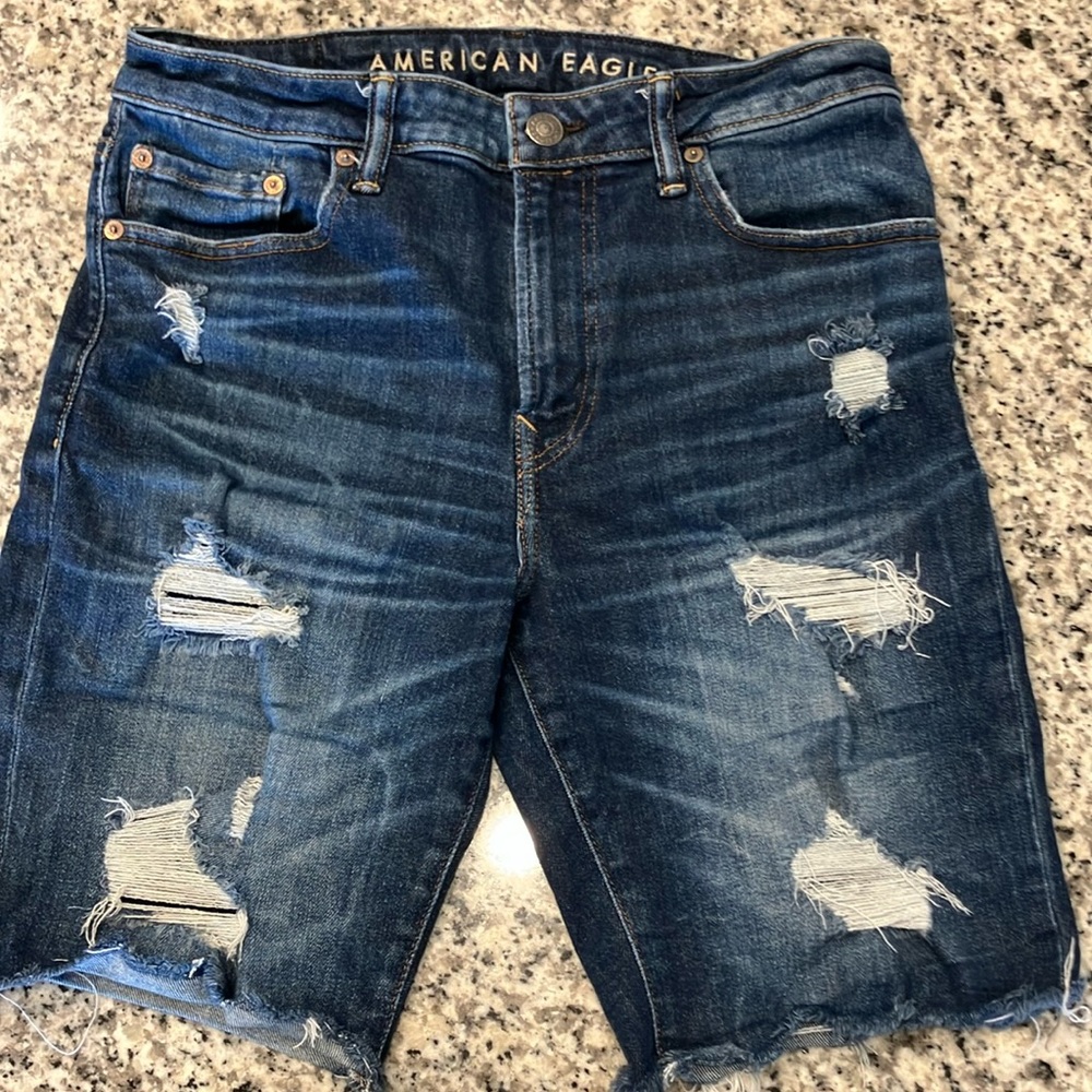 Men’s American Eagle Jean shorts size 32